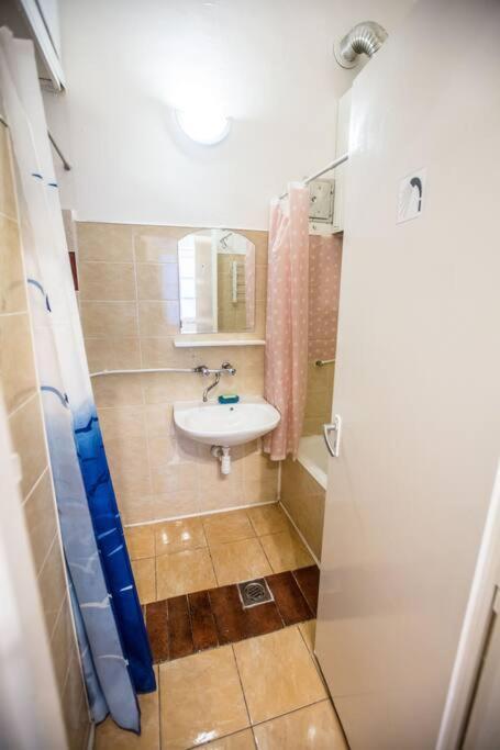 Keleti Apartment City Center Big Flat Bedroom Private Use Budapesta Exterior foto